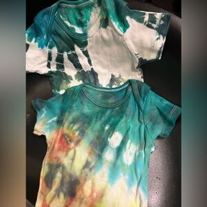 Baby Tie Dye Bodysuit by ArtMind 6-9 months